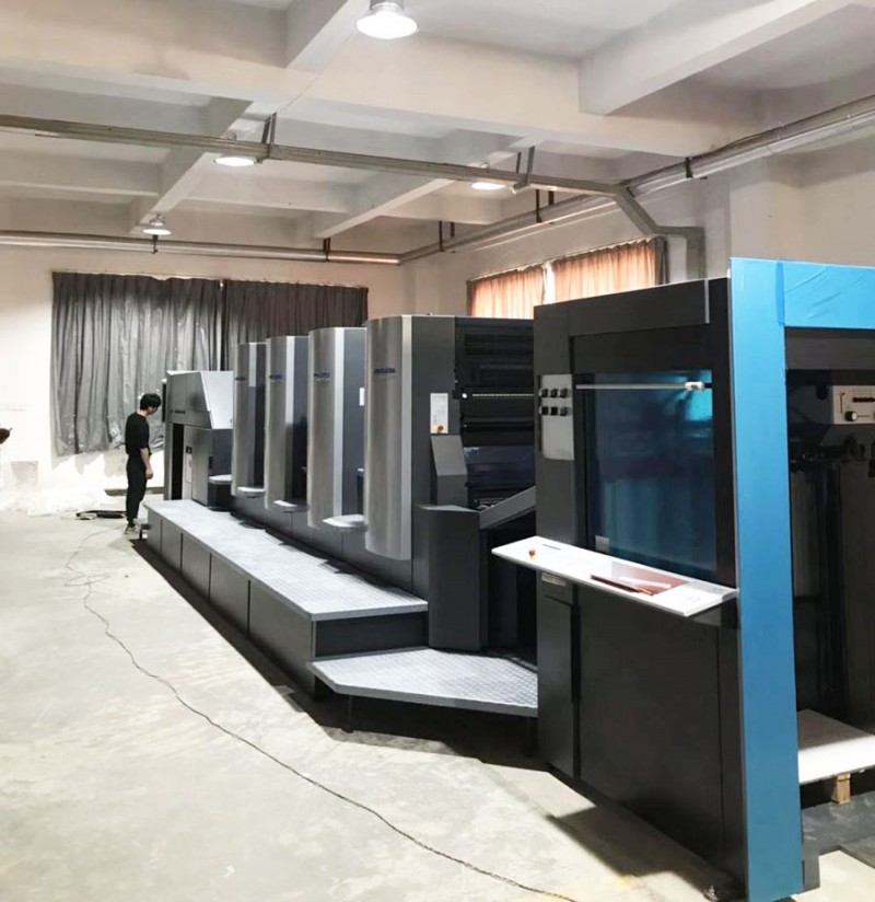 竹锐印刷公司全新引进的海德堡CS92印刷机